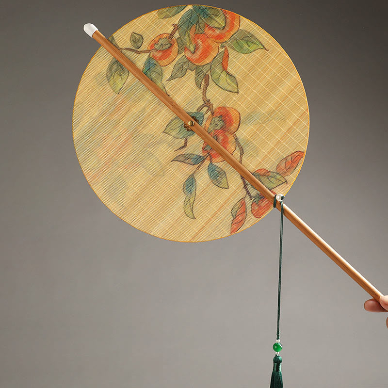 Handgefertigter Fächer mit Buddha-Motiven, Vögeln, Blumen, Persimonen, Koi-Fischen, Lotus und Bambus – Tragbar und Rollbar