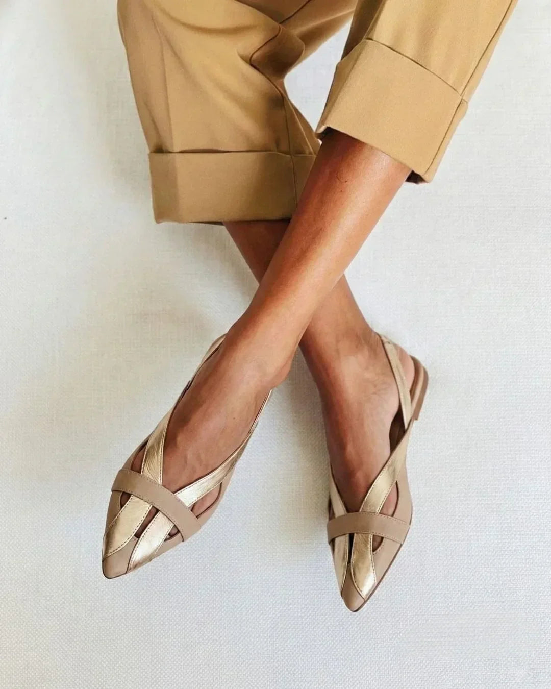 Stylish Color-Block Slingback Ballerinas with Pointed Toe
