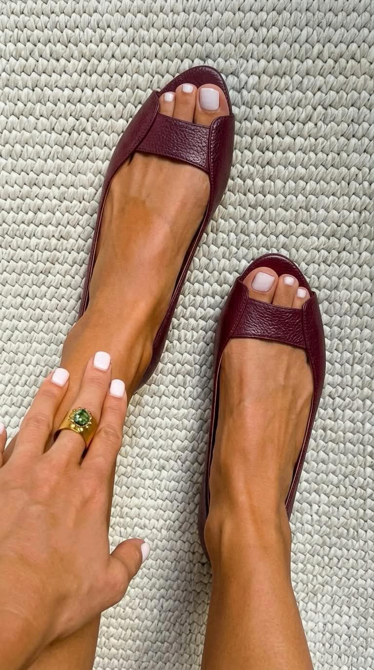 Elegante metallische Ballerinas in Champagnergold