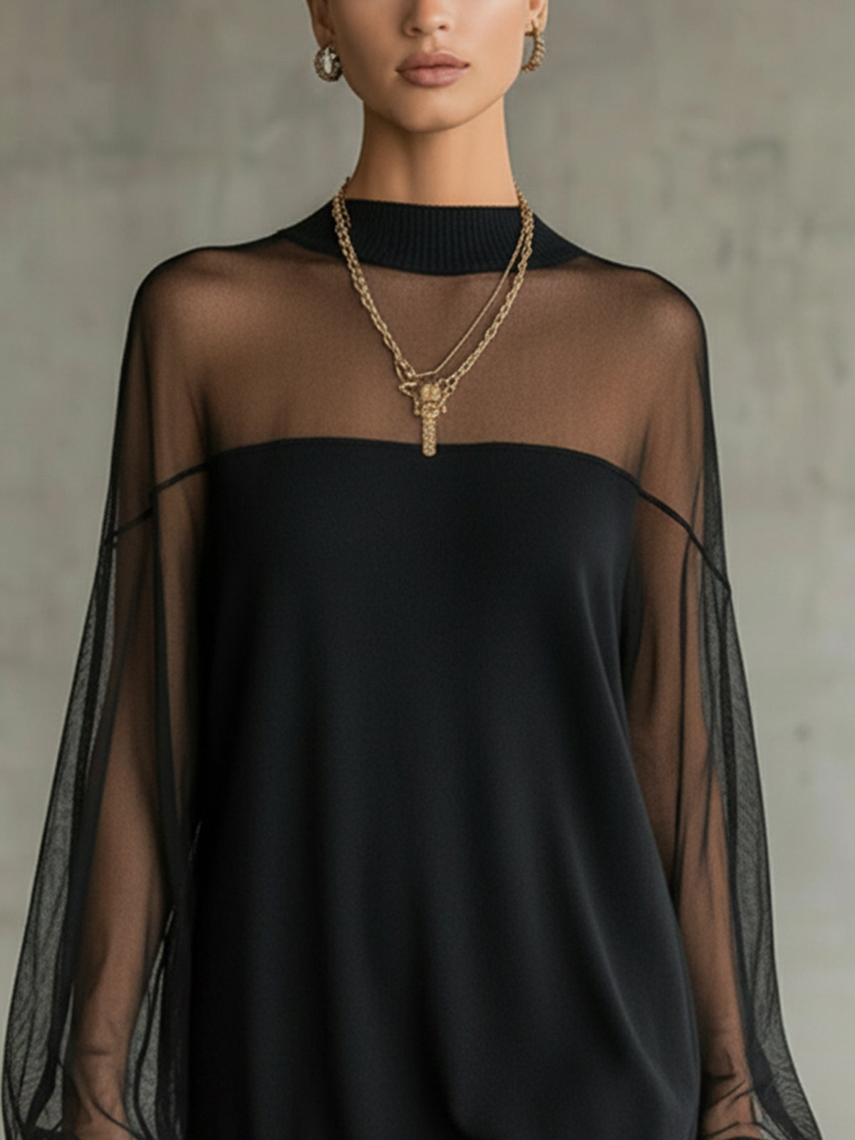 Amélie™ | Mini-robe noire élégante avec manches en tulle