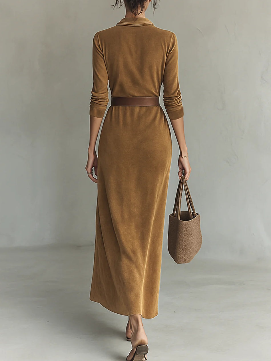 Juline™ | Robe longue en daim avec revers