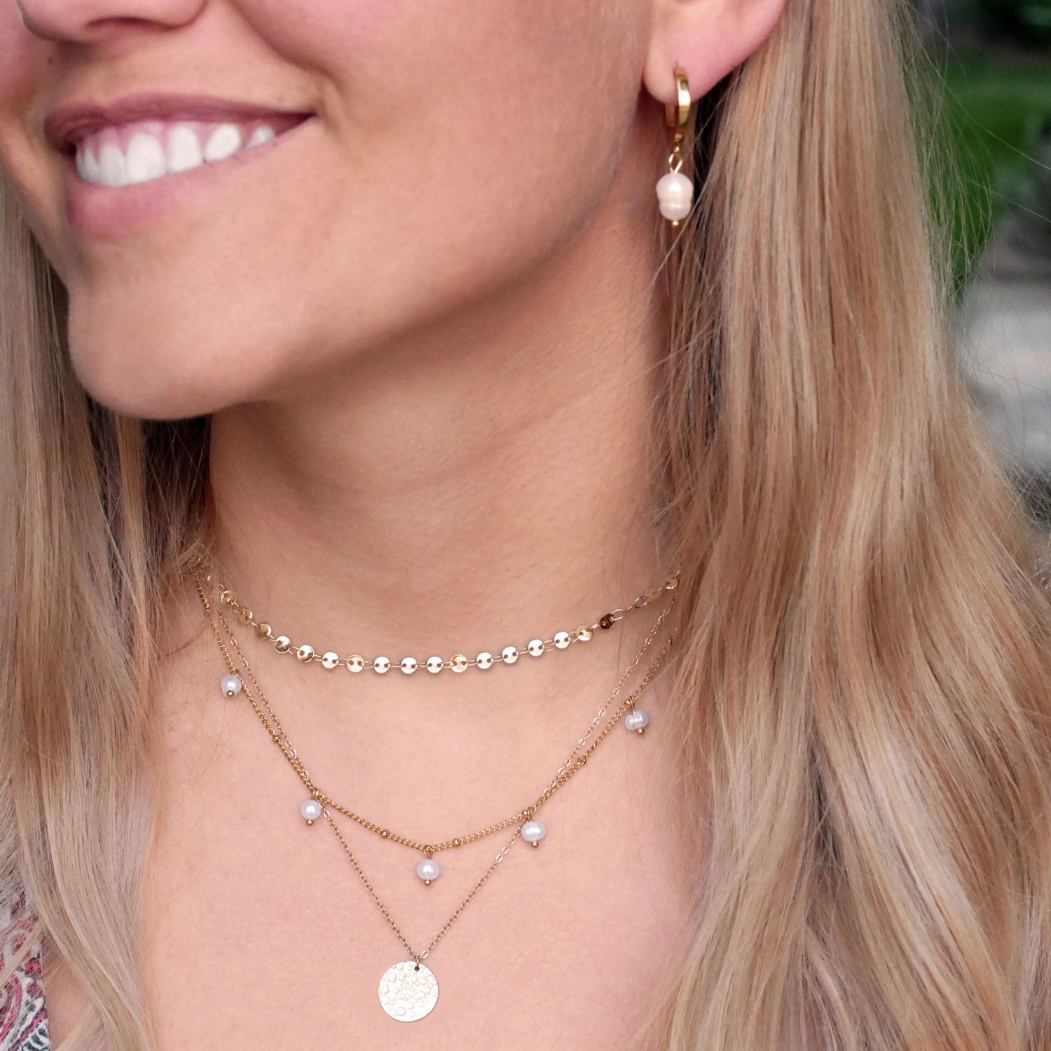 Collier BonnyMoonbase avec plaque dorée