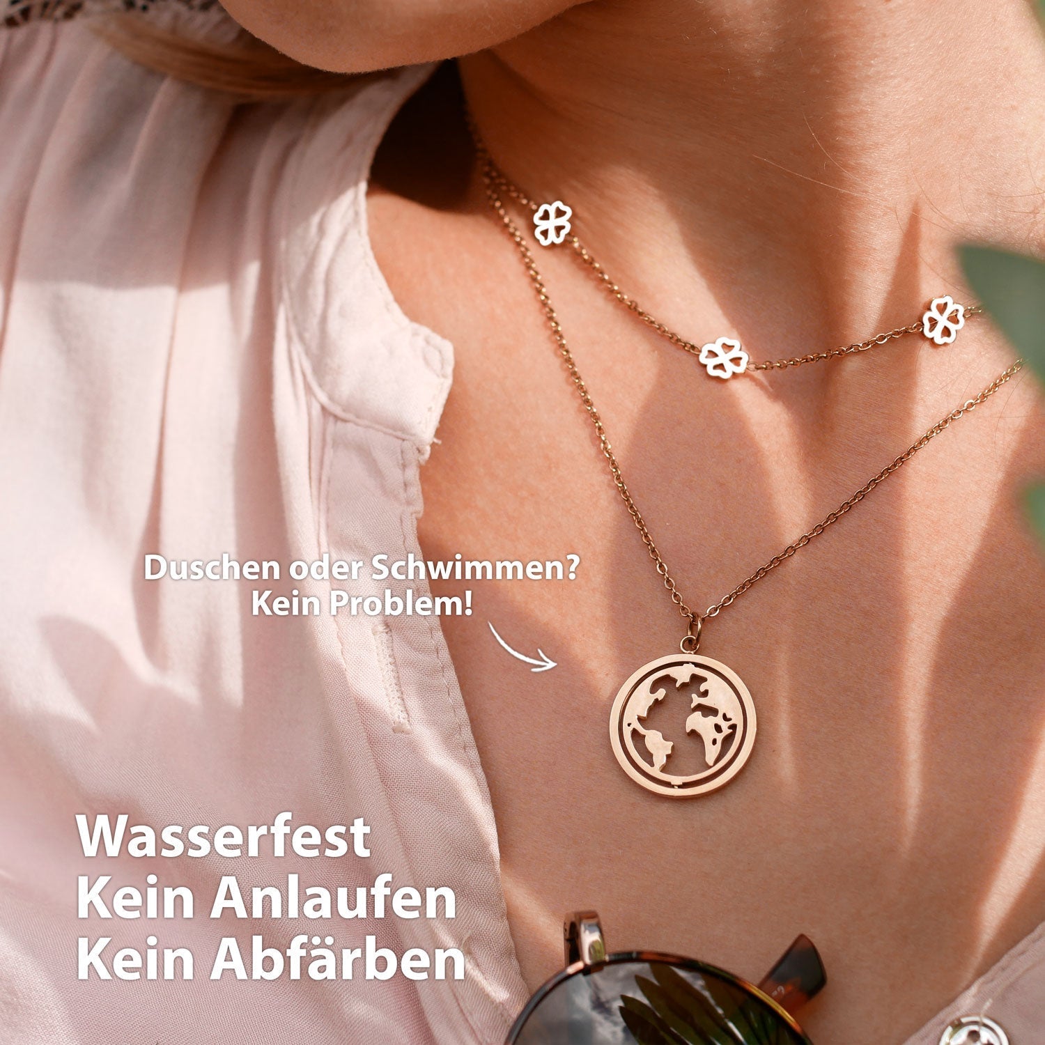 Collier BonnyWorld avec rose globe tournante