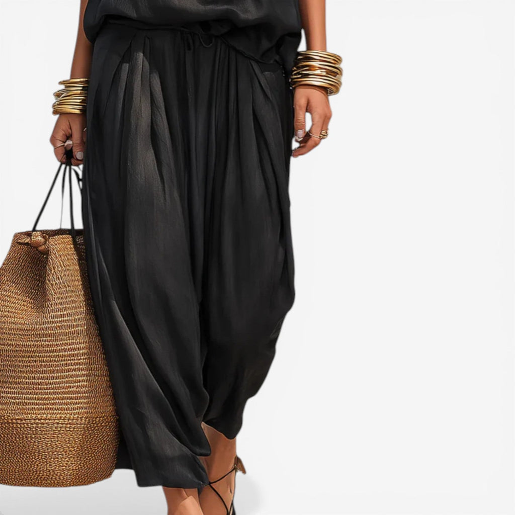 Robe noire Zyrill™