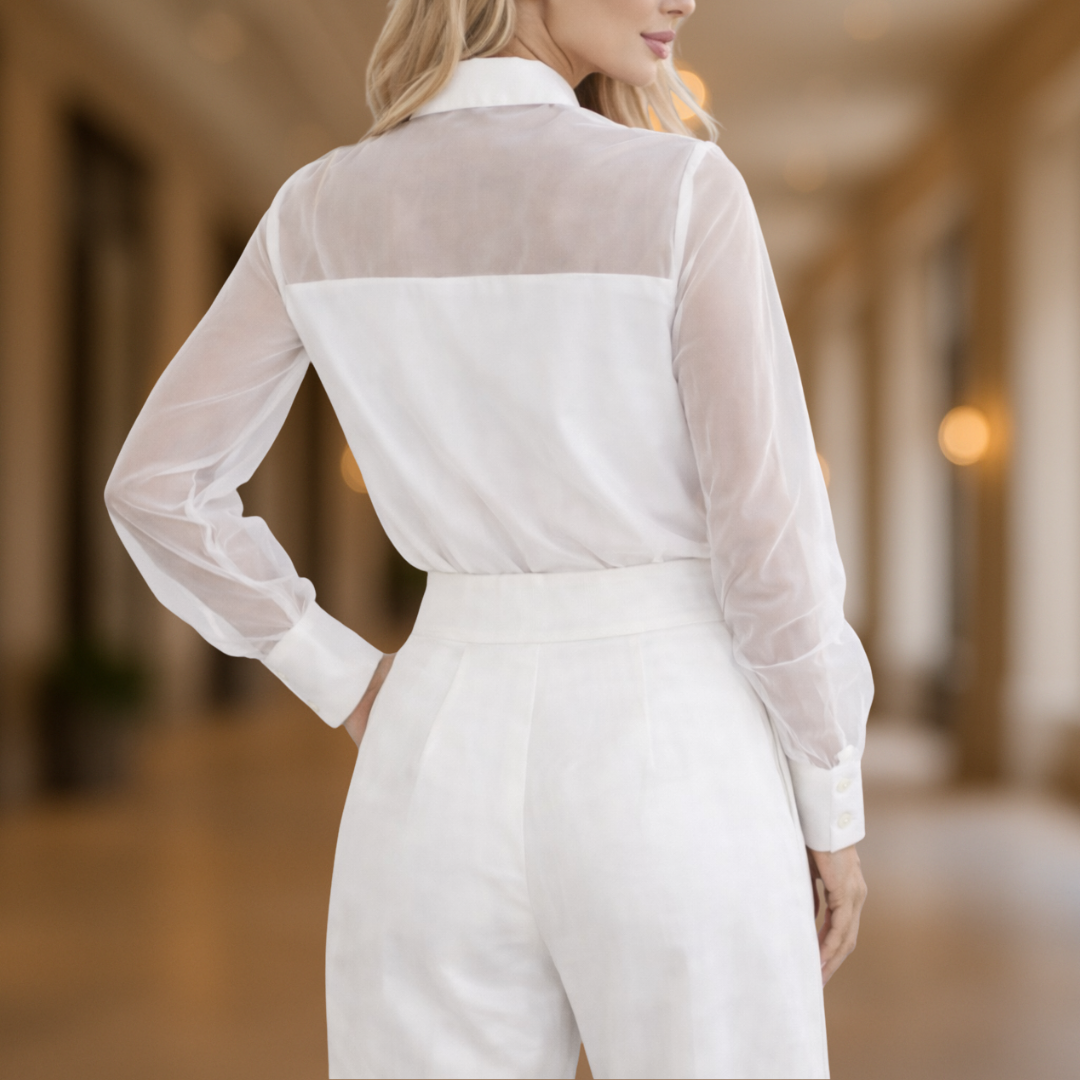 Chemisier transparent avec boutons pour femme au design silhouette
